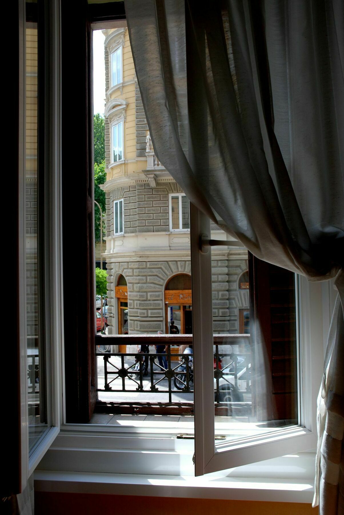Affittacamere Girasole Trieste Bagian luar foto